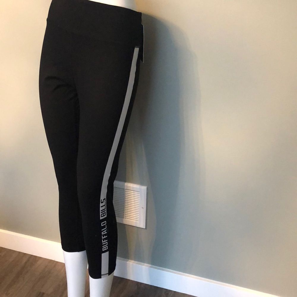 DKNY SPort. Buffalo Bulls New tights